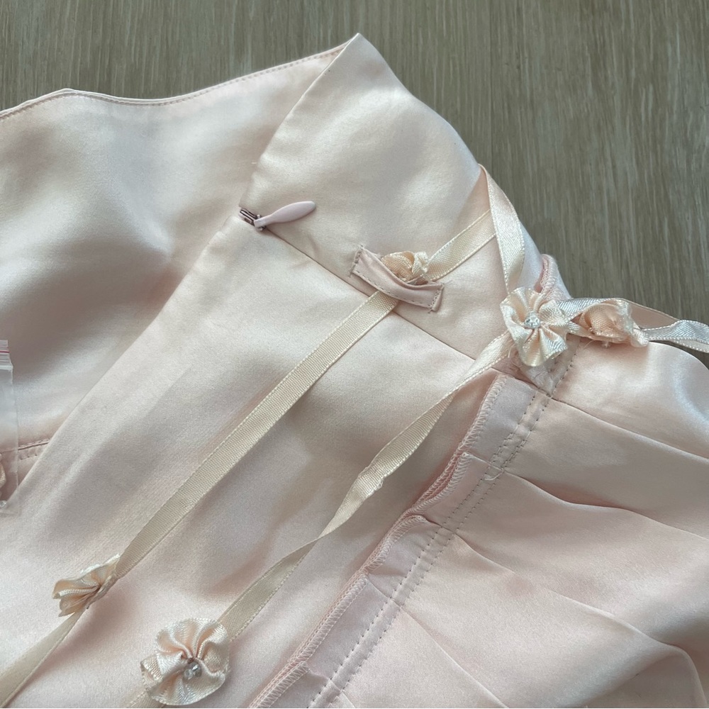 !SOLD! HOLLISTER Vintage Y2K Barbie Light Pink Silk Pleated Micro Mini Skirt - Picture 8 of 12